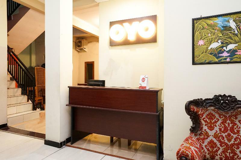 Kartika Syariah Homestay By Stayku Surabaya Exterior photo